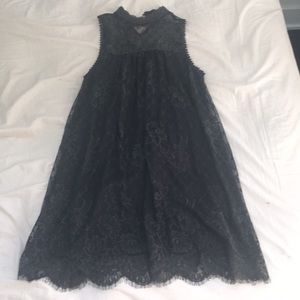 Flowy Grey Lace Short Shift Dress